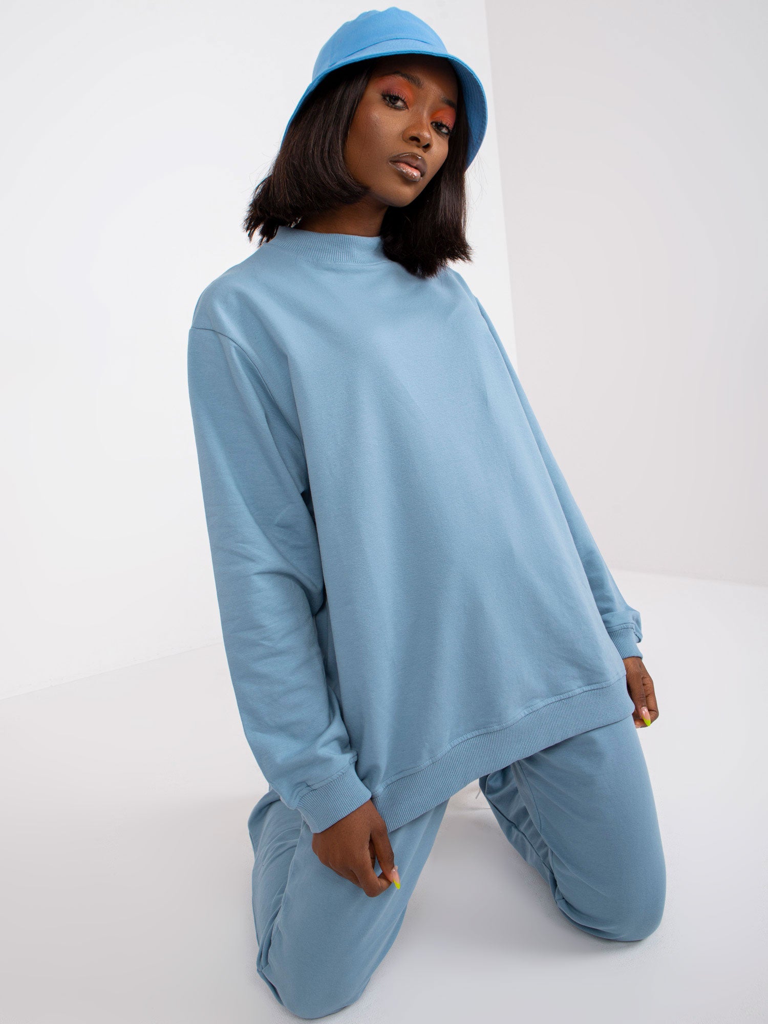 Bluza bez kaptura BASIC FEEL GOOD